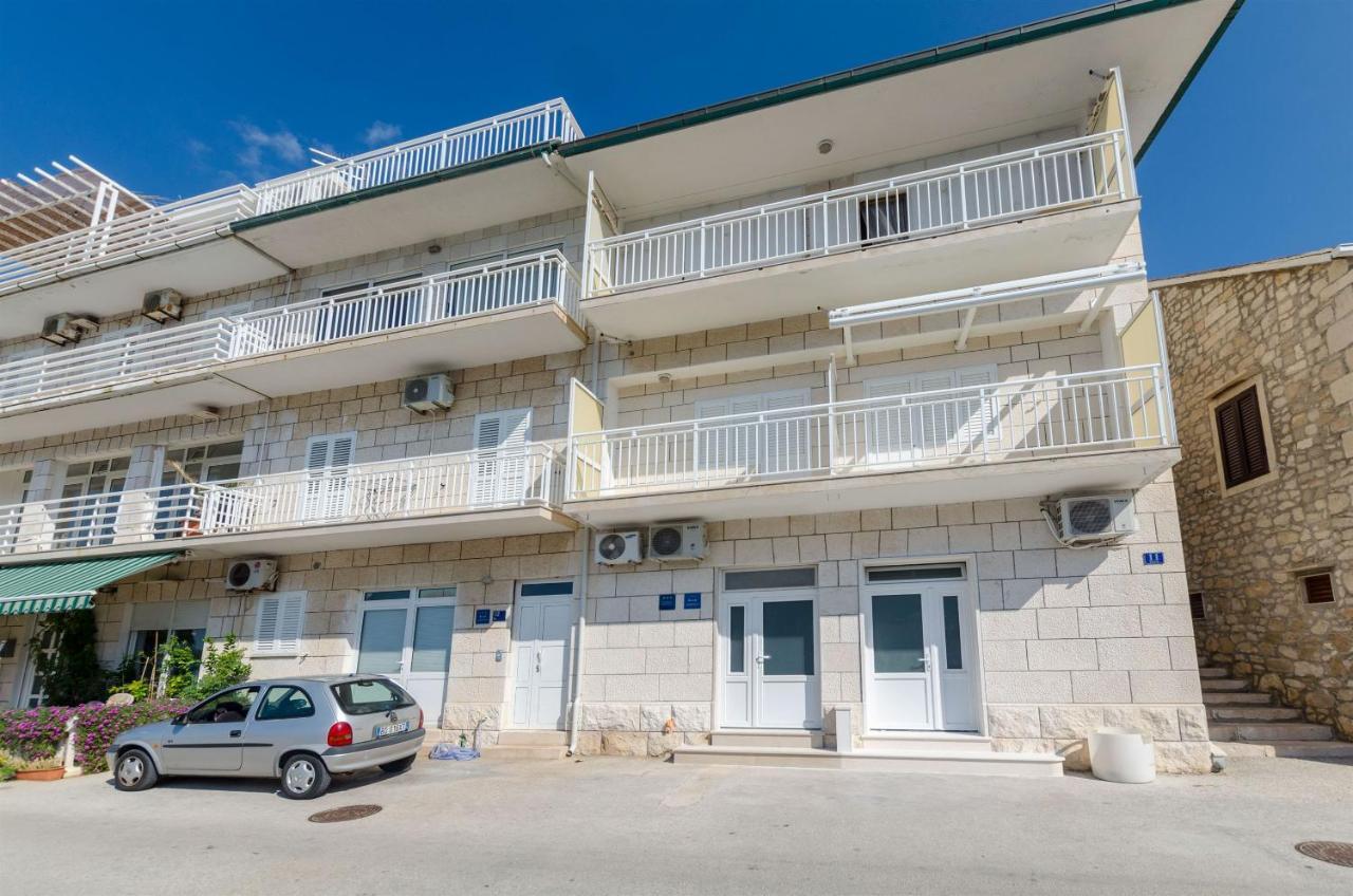 Apartment Mery Povlja  Buitenkant foto